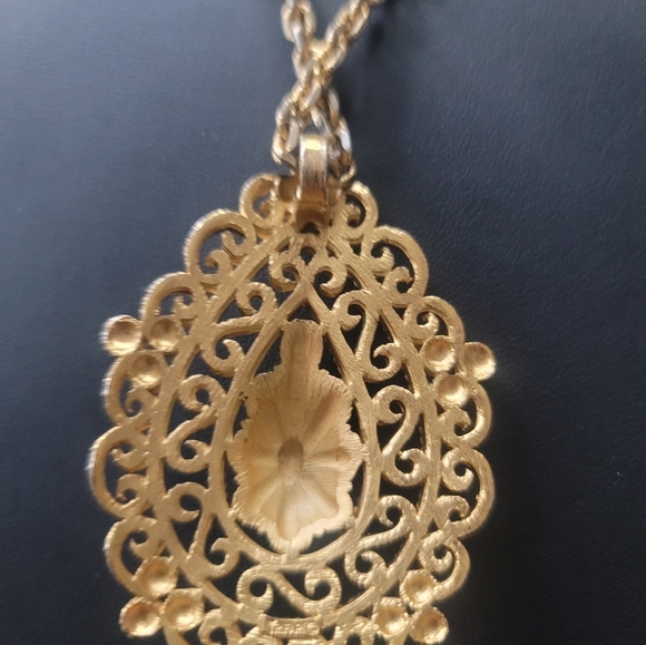 1970's Vintage Trifari necklace - Picture 4 of 6